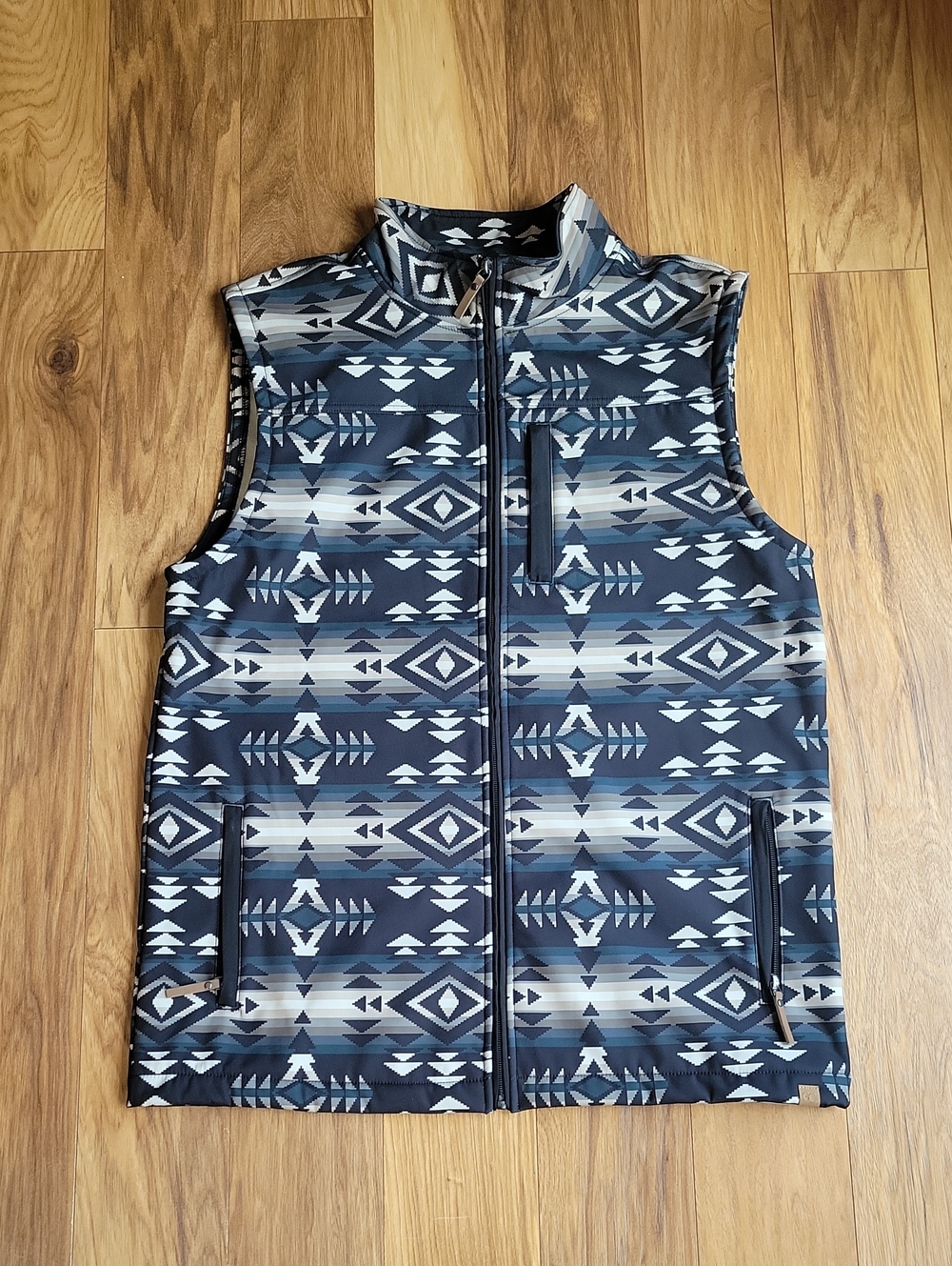 Gentry County Supply Co Aztec Print Zip Front Softshell Vest in Navy and Gray